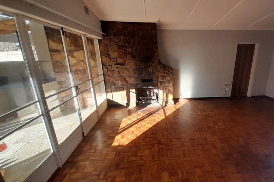 3 Bedroom Property for Sale in Flamwood North West